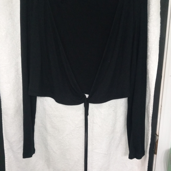 Wrap - Picture 3 of 3